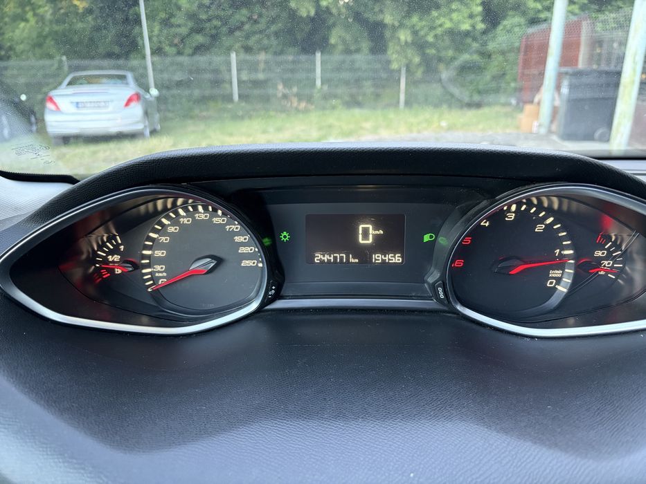 PEUGEOT 308 2015 — imagine 3