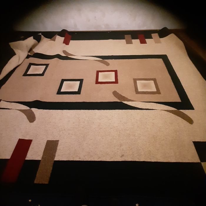 Гилам 3 х 5.30 яхши холатта.