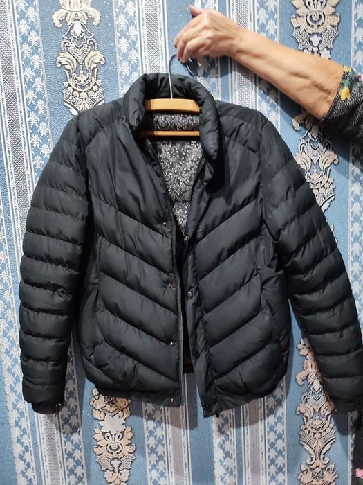 Продам куртку осеннюю