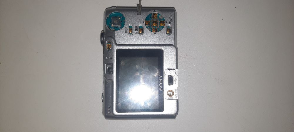 Продам,фотоаппарат Sony.