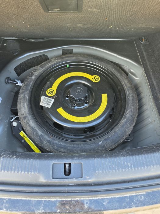 Dezmembrez Audi A4 B8 2.0 CAGB cutie LLM  culoare negru LZ9Y