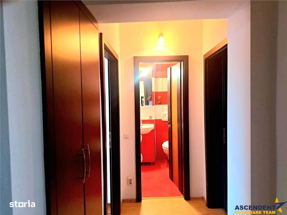 Apartament generos 3 camere de inchiriat, in zona apreciabila, Nicolae