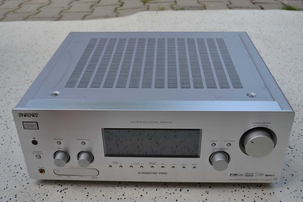 Amplificator Sony STR DB 2000 QS