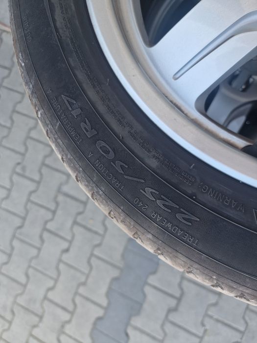Гуми с Джанти за Audi A5,A6 225/50 R17 Michelin 2016 dot