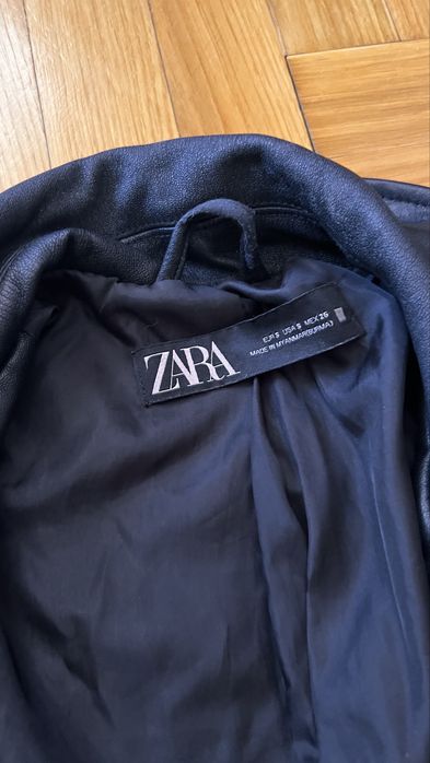 Кожено яке от Zara