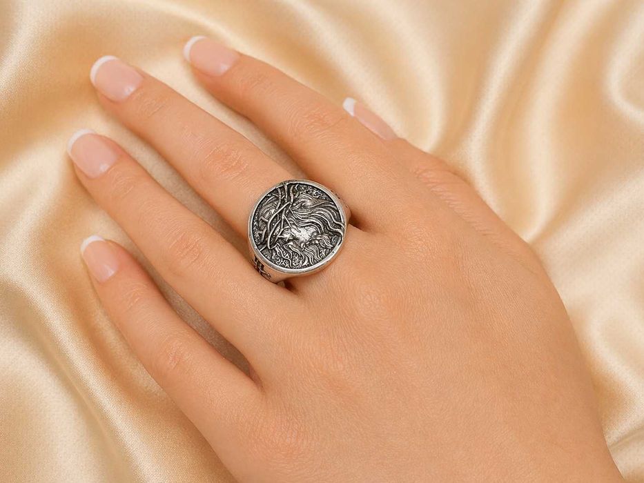 Inel din argint 925 cu chipul lui Isus și coroana de spini