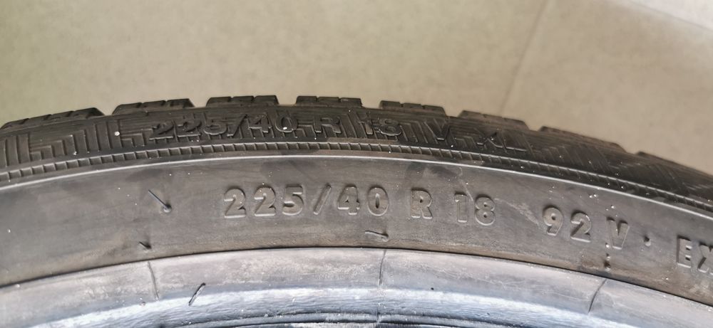 Продавам зимни гуми Gislaved 225/40/18.