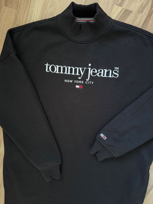Tommy jeans ватирана рокля