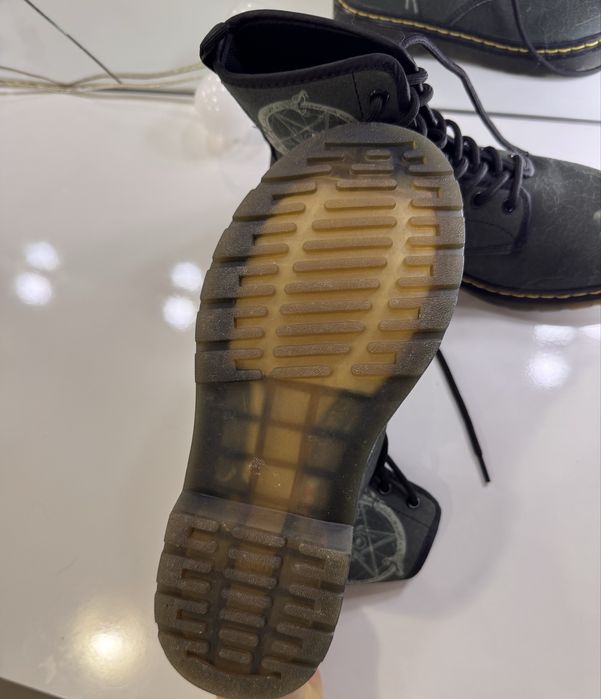 Рисувани боти с гумена подметка