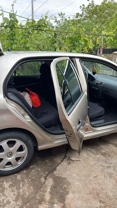 SKODA Fabia 2006 — imagine 2