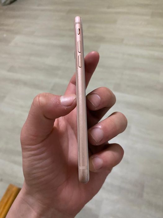 iPhone 8 продаже