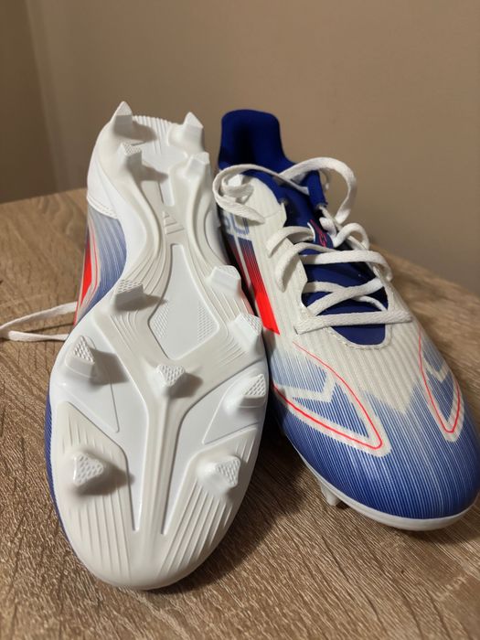 Бутонки adidas F50