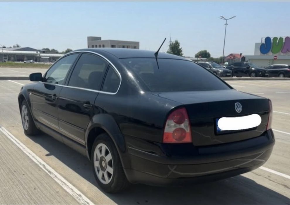 Vând Volkswagen Passat