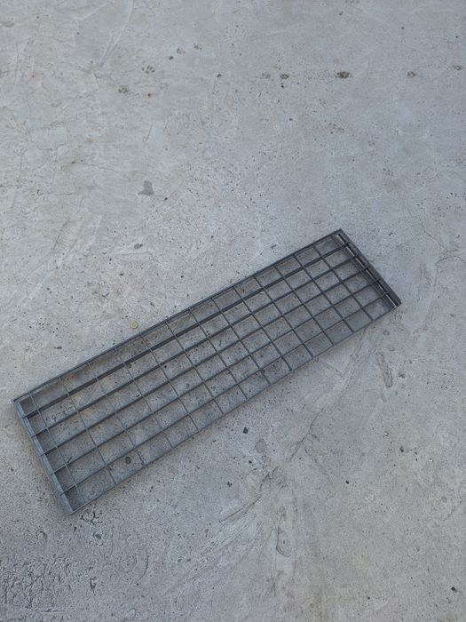Trepte zincate galvanizate