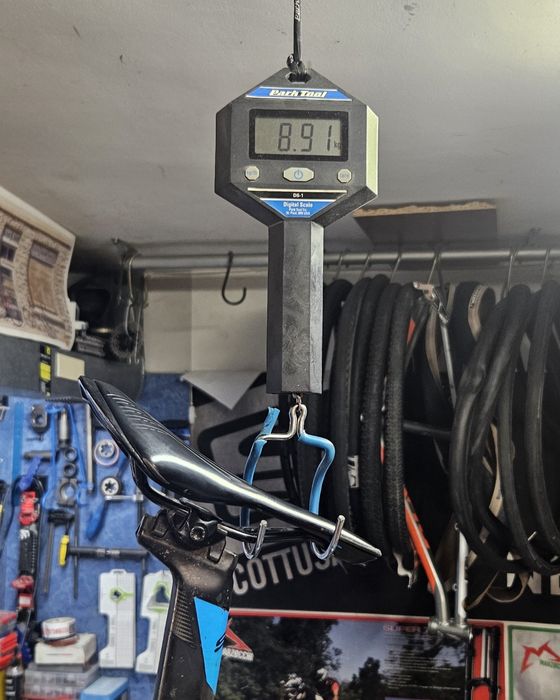 Продавам шосеен велосипед Shockblaze S5