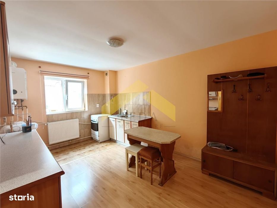 Apartament 2 camere de vanzare zona Lipovei