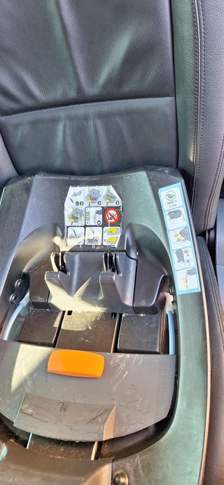 Scoica Cybex Aton 5  cu baza Isofix