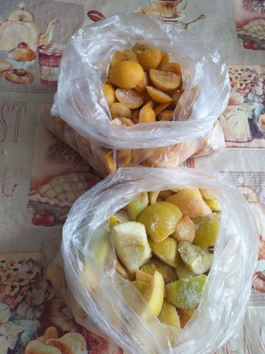 Замороженная уралка, яблоки 2025года.