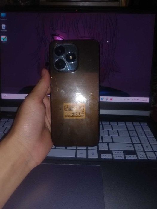 realmi Note 50 .