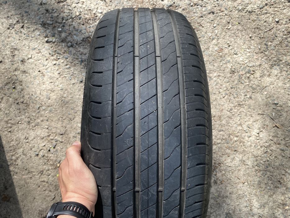 Goodyear Efficient grip 2 SUV