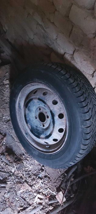 Cauciuc Debica cu tot cu jantă