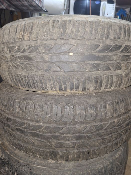 Продам 4 балона на 15