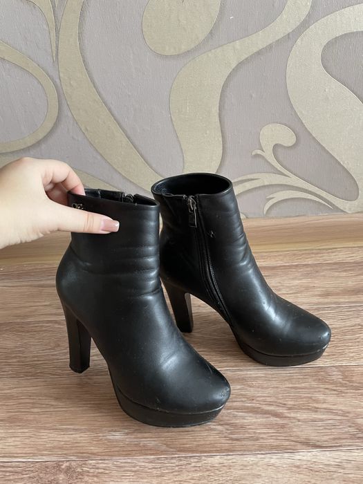 Ботильоны демисезонные продам 35 размер