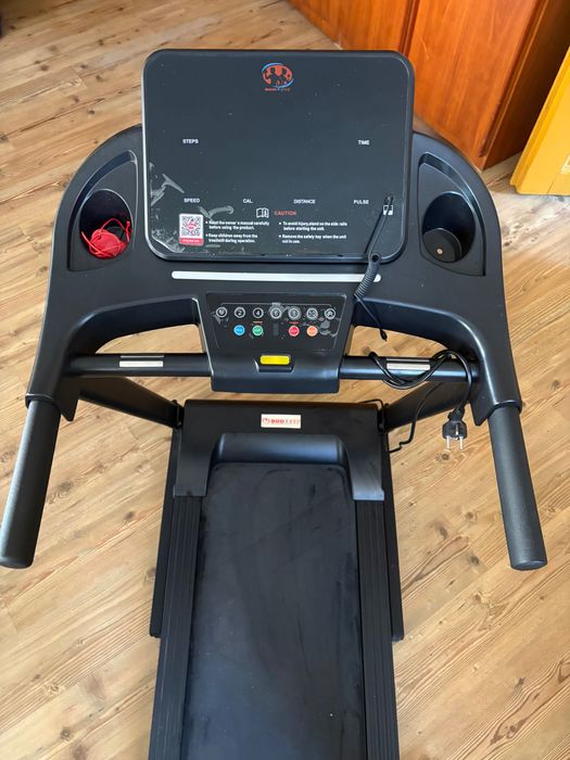 Bandă de alergat BodyFit A1500