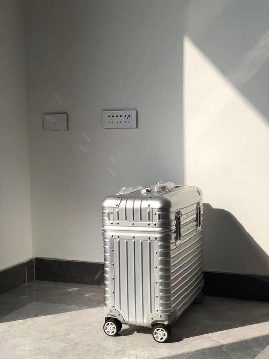 Geanta Rimowa Pilot