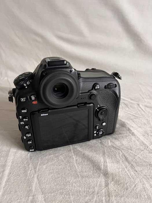 Nikon D850 Bine intretinut