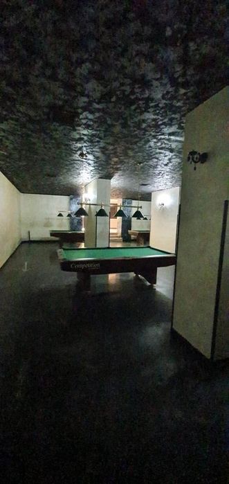 De vânzare,  de inchiriat