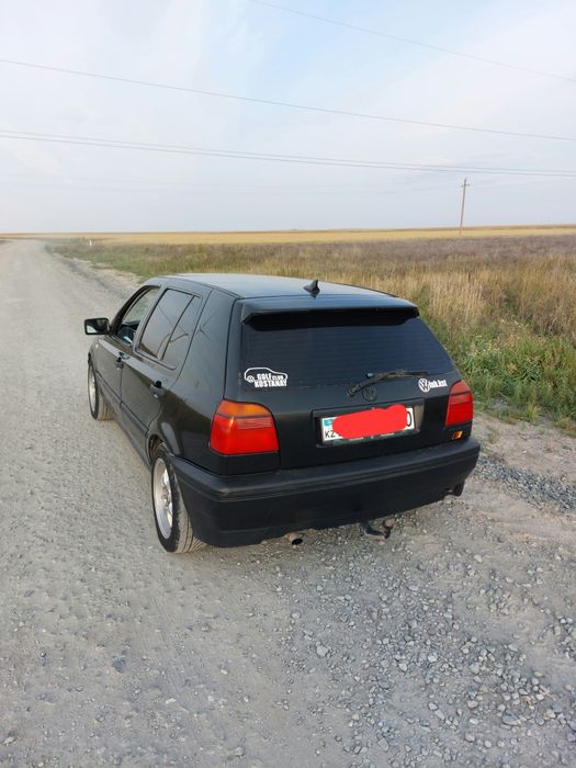 На продаже гольф 3