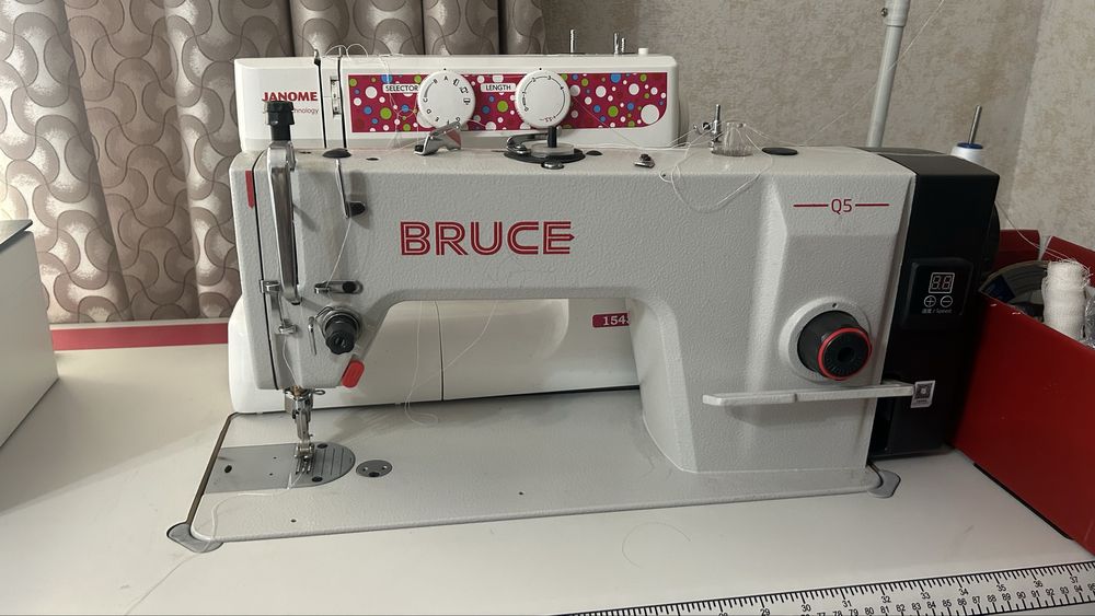 Швейная машина Bruce Q5