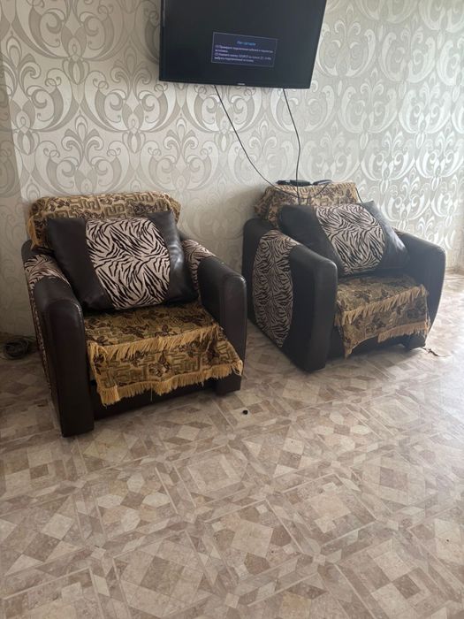 Продам диван и 2 кресло