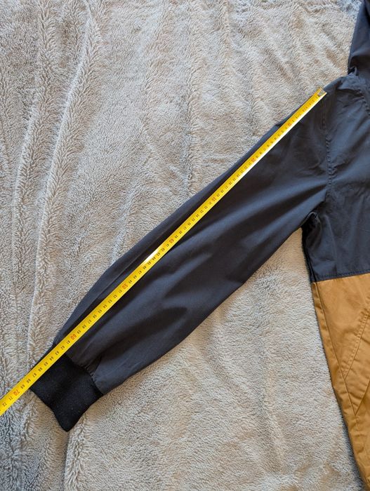 Vând geaca primăvară Element mărimea L