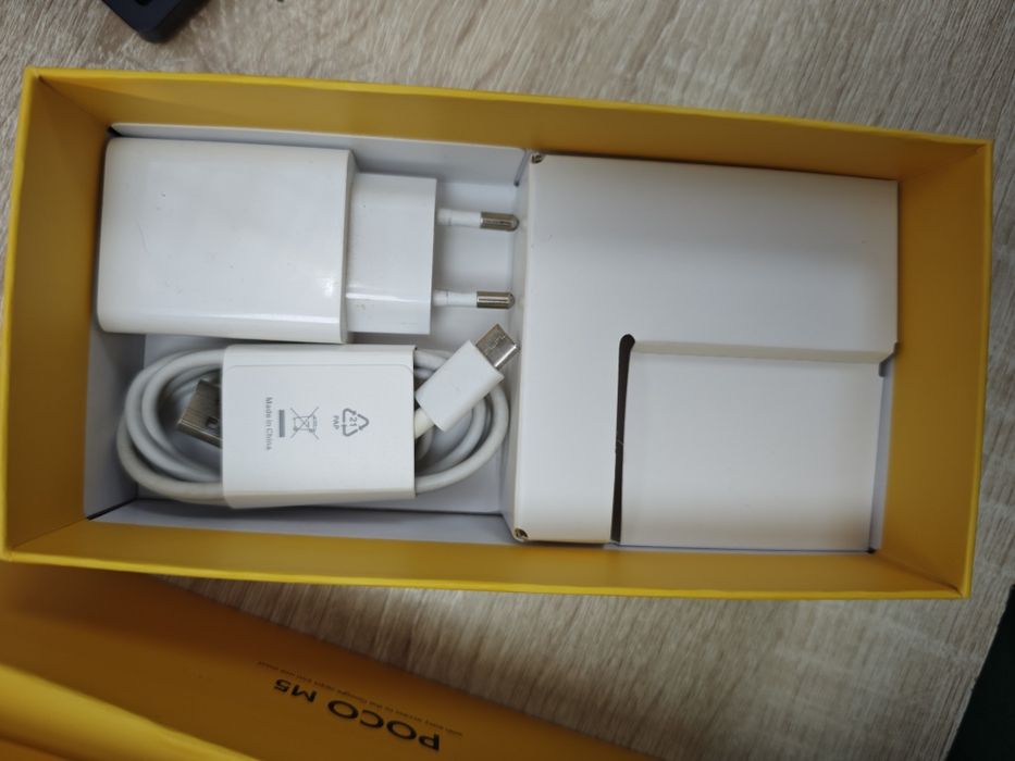 Телефон Poco M5 blue