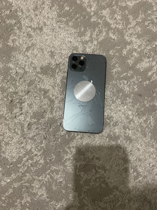 Айфон 12 про б/у