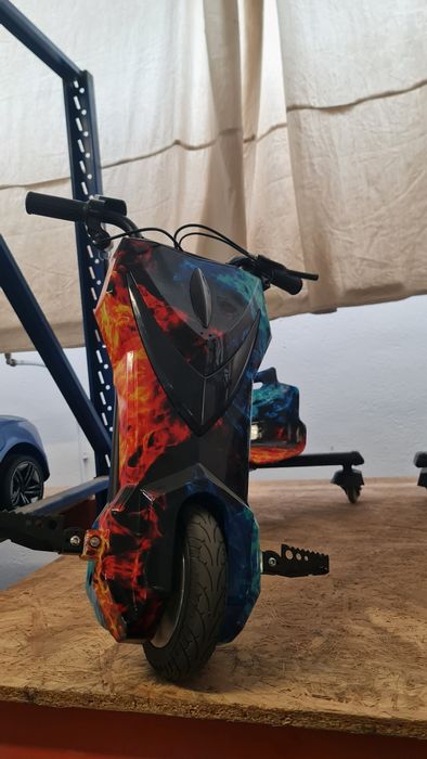 Tricicleta  Electric de drift Pentru copii între 3 și 10 ani