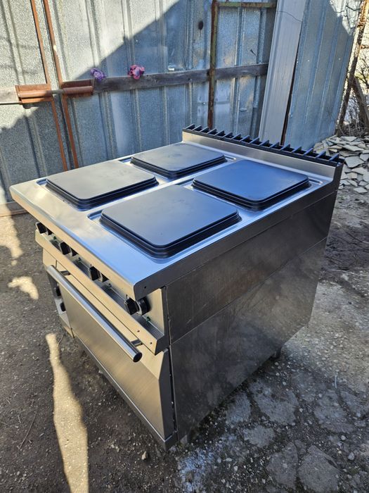 Фурна Печка за печене готвене на Агнета Прасенца на ток 4-ка. Трифазен