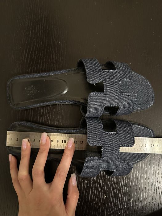 Сандалии летние.