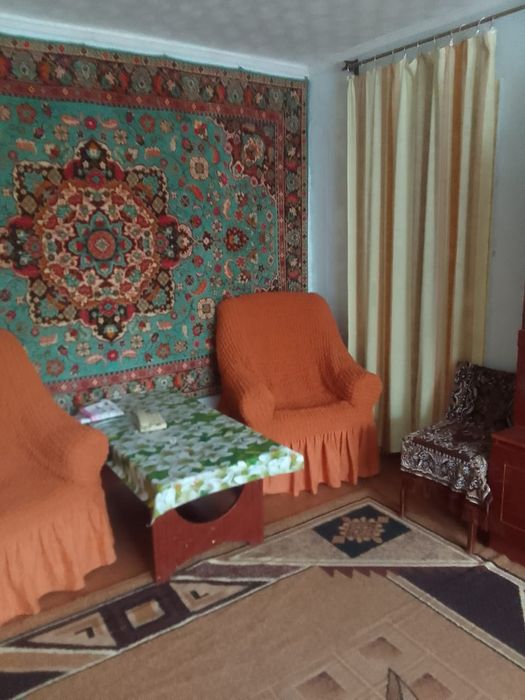 Продам  2-ух комнатную квартиру