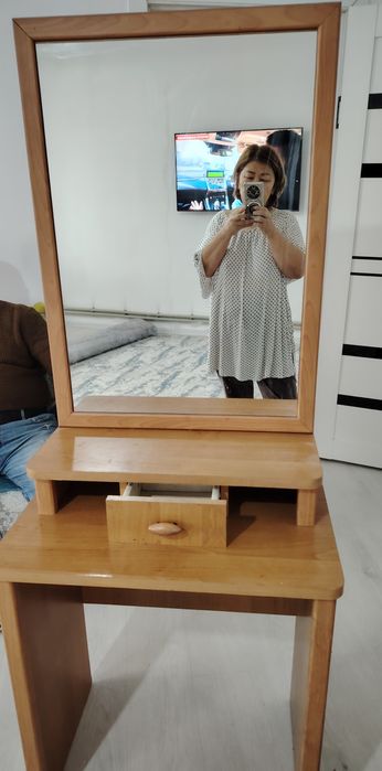 Продам зеркало в отличном состоянии