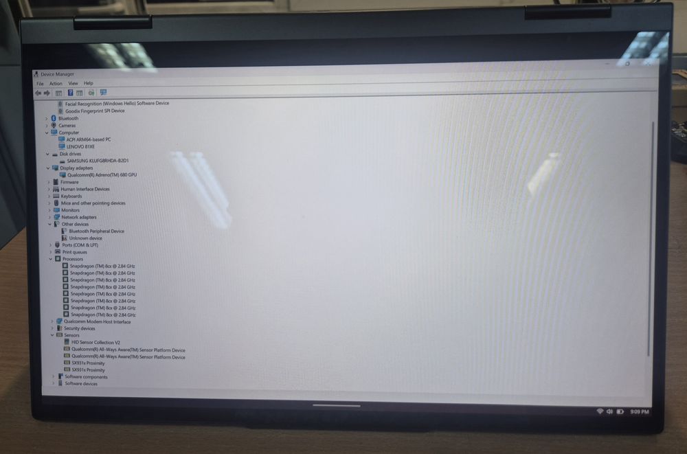Lenovo Yoga 5G . 8gb RAM / 521gb ssd . Touch-screen, IMPECABIL !.21.