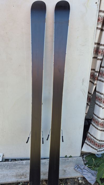 Schi tură 177 cm