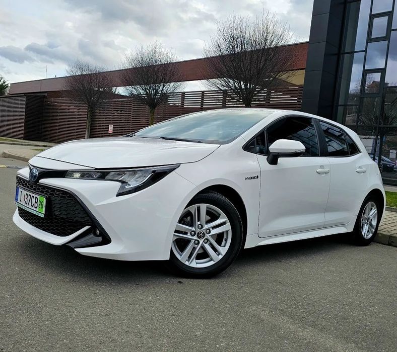 Toyota Corolla Toyota Corolla 1.8 Hybrid Automata/Faruri Led/Lane+Sign assist/Garanti