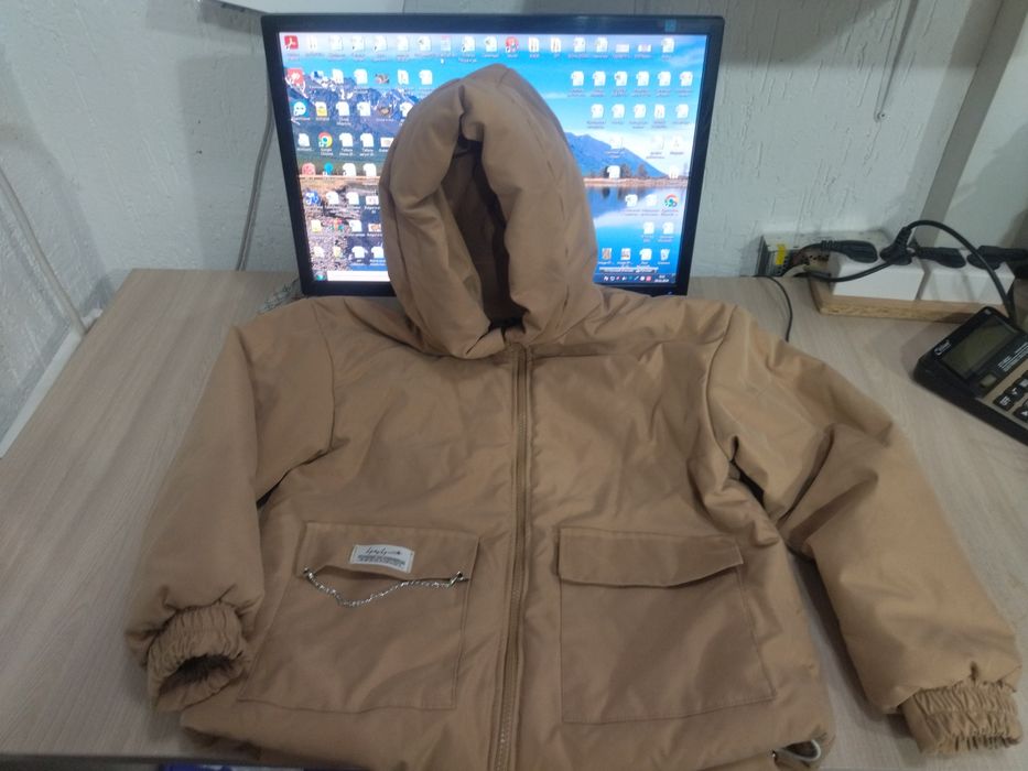 Куртка для девочки 10 - 12 лет