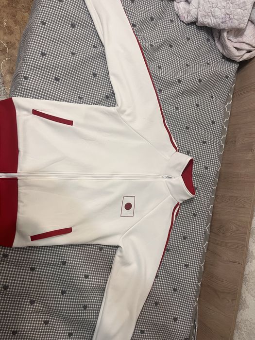 Продам зип худи japan