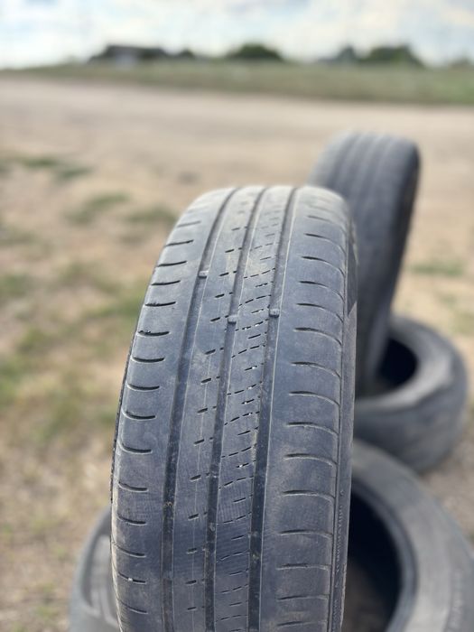 Продается резина R15
