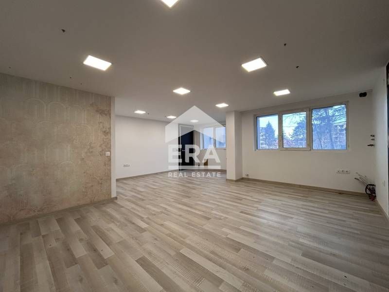 Продава се Магазин в София, Кръстова вада - 111 кв.м за 2693 €/кв.м - Снимка #8