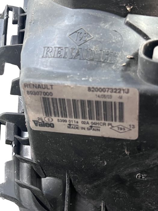 Far Dreapta Renault Megane Ii Bm0/1_, Cm0/1_ 2001 - 2012 89307000